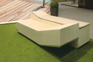 Banc type bain de soleil