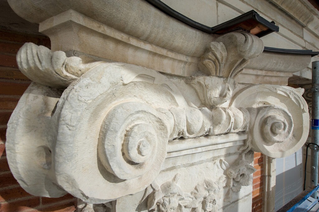 Sécurisation et restauration de la façade principale du Capitole - Toulouse,