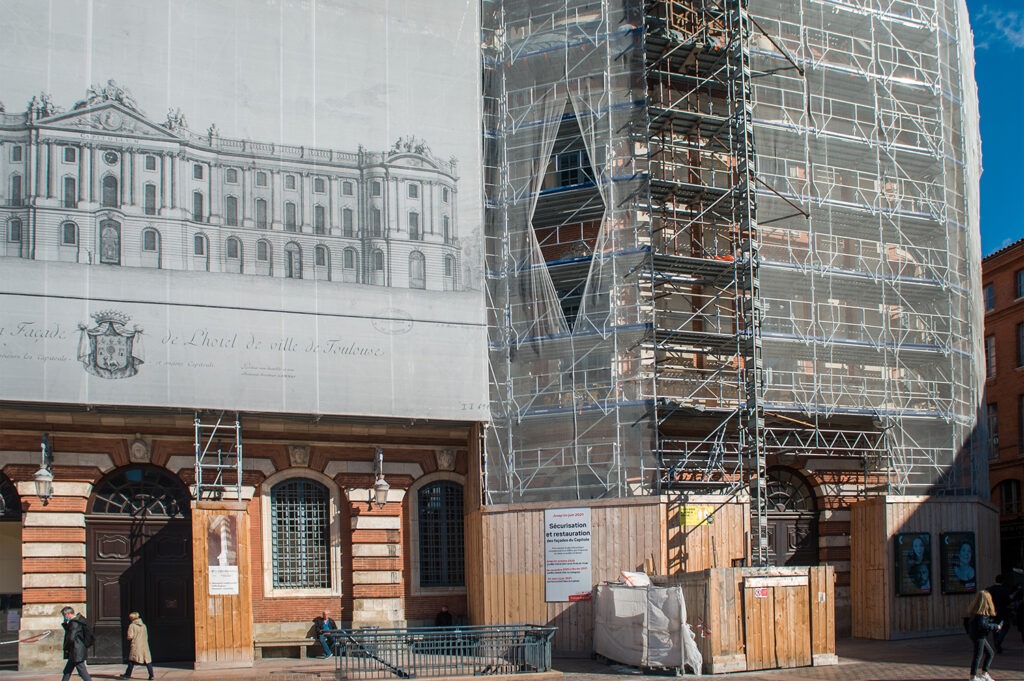 Sécurisation et restauration de la façade principale du Capitole - Toulouse,