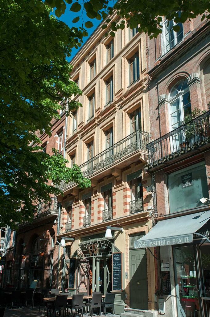 Façade cœur de ville à Toulouse